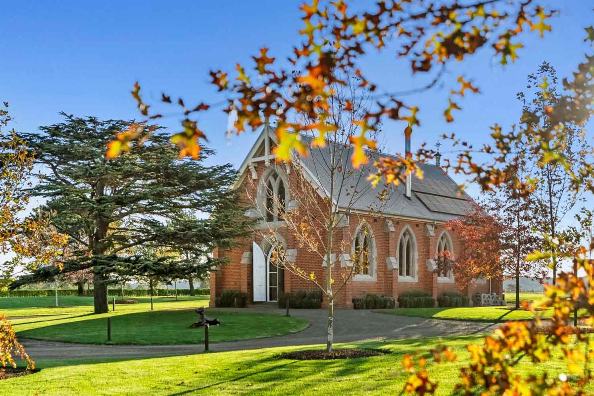 Dallah Chapel - an historic 1897 church accommodation near Ballarat
