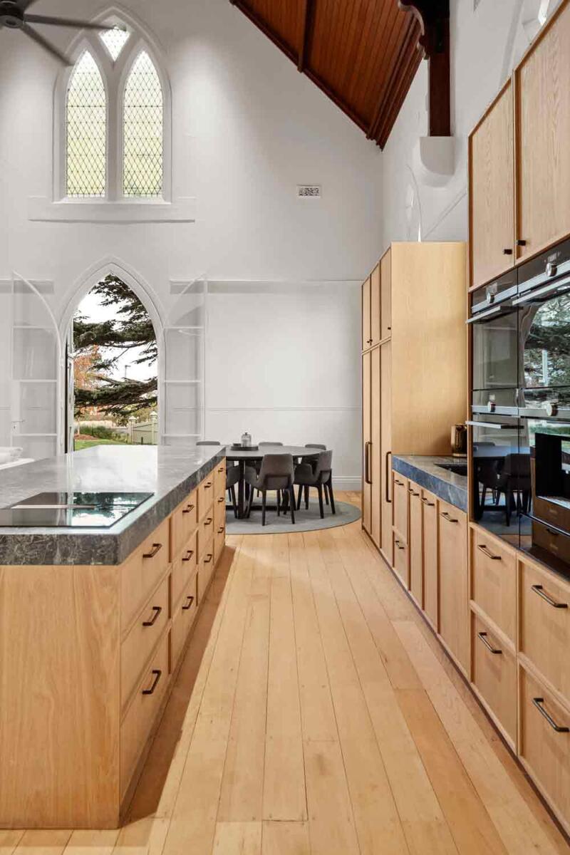 Dallah-chapel-internal-16