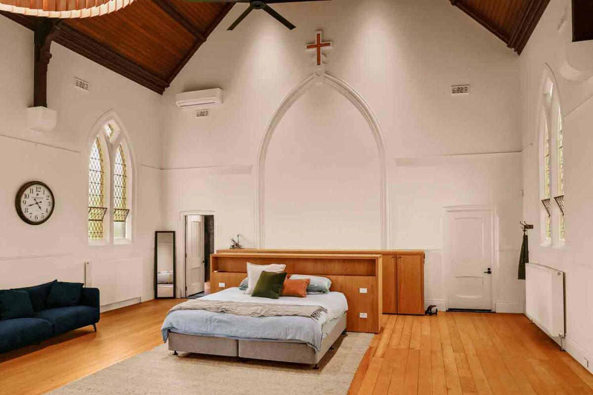 Dallah-chapel-internal-4