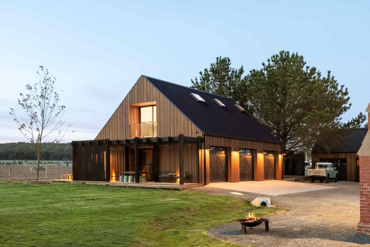 The Loft at Dallah Chapel - 2 bedroom accommodation space near Ballarat